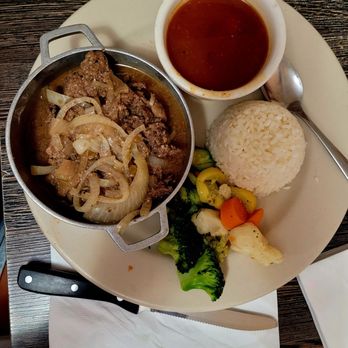 El Rincón Del Sabor - My go-to at most Spanish restaurants.  Rice, beans, steak n onions with a side of veggies. Delish - Puerto Rican Near Me - Moca, Puerto Rico