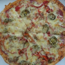 Ansh Pizza - Hackfleisch, Speck, Salami, scharfe Peperoni