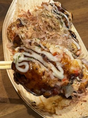 Takoyaki Juhachiban Dotonbori by null