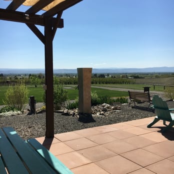 VanArnam Vineyards - A warm feel. - Wineries Near Me - Zillah, Washington VanArnam Vineyards - A warm feel. - Wineries Near Me - Zillah, Washington