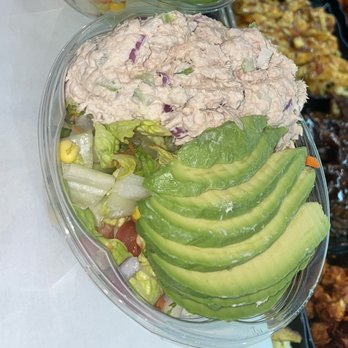 IV Seasons Deli - Tuna salad with avocado - Delis Near Me - Brooklyn, New York