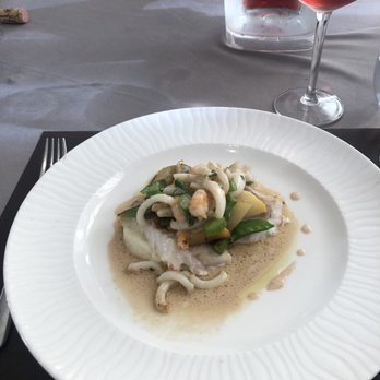 La Mere Germaine - Sea bass - French Near Me - Châteauneuf-du-Pape, 84
