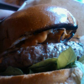 25 Degrees - Number one - Burgers Near Me - Los Angeles, California