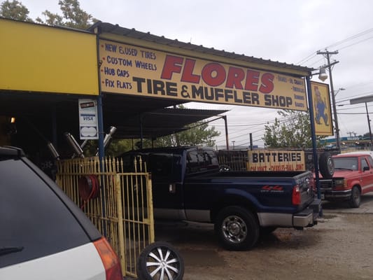 FLORES TIRE & MUFFLER SHOP - Updated August 2025 - 586 W Old US Hwy 90