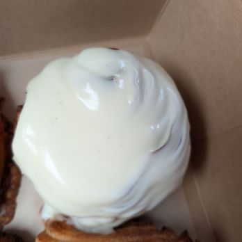 Salted Butter - Cinnamon bun - Desserts Near Me - Pasadena, California