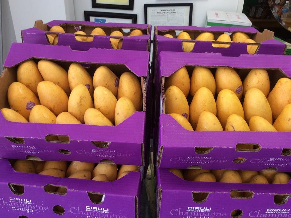 TONG DEE ASIAN MARKET Updated September 2024 23 Photos 157 Front