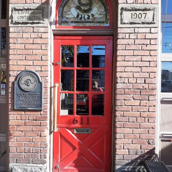 E9 Firehouse - Entrance with outside seasonal patio. - Breweries Near Me - Tacoma, Washington E9 Firehouse - Entrance with outside seasonal patio. - Breweries Near Me - Tacoma, Washington