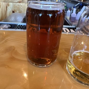 Duke's Northwoods - Wine Bars Near Me - St. Charles, Illinois