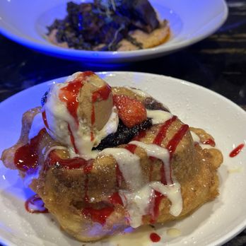 Kiss - French Toast - New American Near Me - Houston, Texas Kiss - French Toast - New American Near Me - Houston, Texas