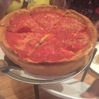 Giordano's - Pizza Near Me - Rosemont, Illinois