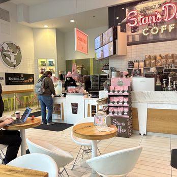 Stan's Donuts & Coffee - Ordering and pick up - Donuts Near Me - Chicago, Illinois Stan's Donuts & Coffee - Ordering and pick up - Donuts Near Me - Chicago, Illinois