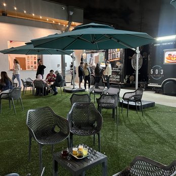 BRICK & BUTTER - Outdoor seating - Sandwiches Near Me - Orlando, Florida BRICK & BUTTER - Outdoor seating - Sandwiches Near Me - Orlando, Florida
