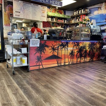 Que Bola Cuban Cafe - Cuban Near Me - Des Plaines, Illinois Que Bola Cuban Cafe - Cuban Near Me - Des Plaines, Illinois