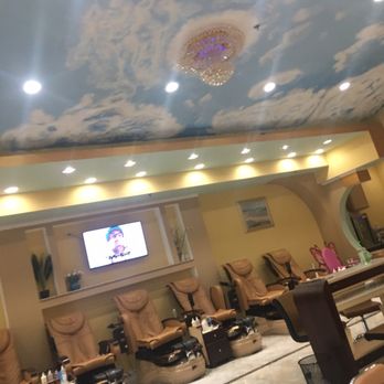 Campus Nails And Spa - Nail Salons Near Me - Columbia, South Carolina