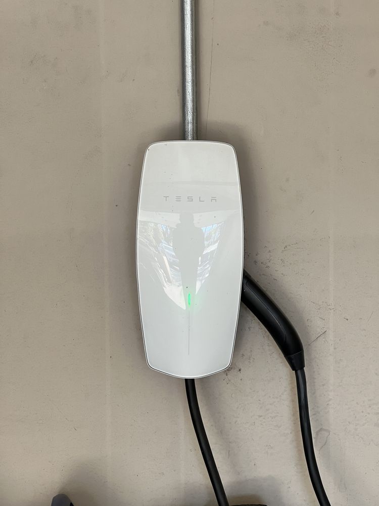 Slide of Rizo Electric