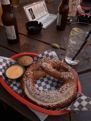 Holman's Bar & Grill by null