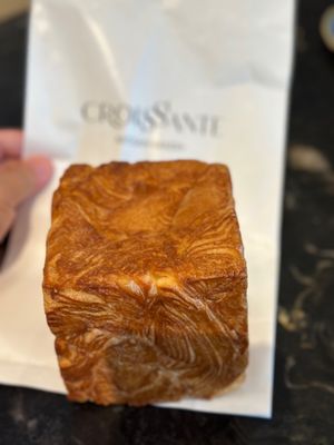 Croissante by null