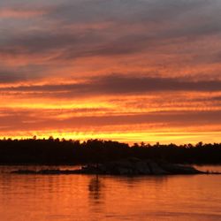 The Blind Pig Tap House - Beautiful Kabetogama Lake - Minnesota's hidden gem in the heart of Voyageurs National Park