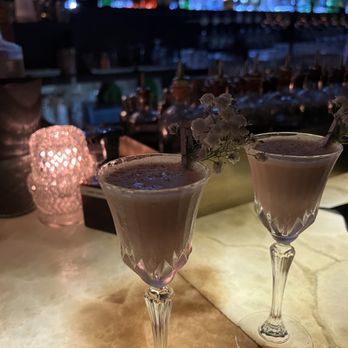 The Roosevelt Room - Pink squirrel - Cocktail Bars Near Me - Austin, Texas