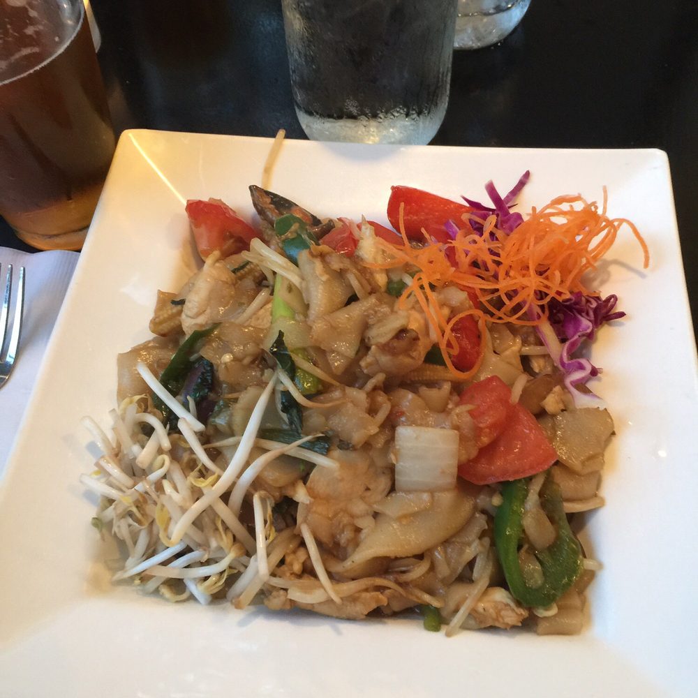 Andy's Thai Kitchen - Thai Near Me - Chicago, Illinois Andy's Thai Kitchen - Thai Near Me - Chicago, Illinois