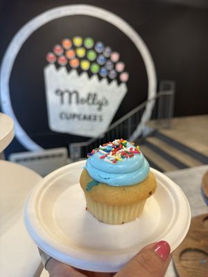 Molly's Cupcakes by null