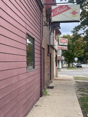 Billy's Victorian Bar