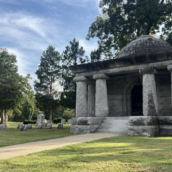 Lincoln Tomb - Governor tomb - Landmarks & Historical Buildings Near Me - Springfield, Illinois Lincoln Tomb - Governor tomb - Landmarks & Historical Buildings Near Me - Springfield, Illinois
