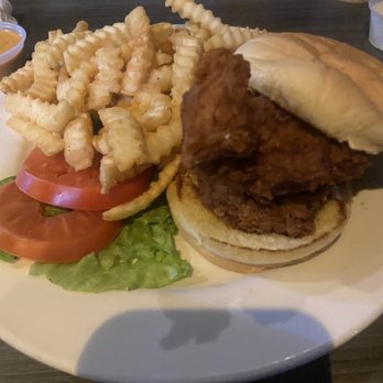 Syberg's Gravois - Trashed chicken sandwich - American Near Me - Saint Louis, Missouri Syberg's Gravois - Trashed chicken sandwich - American Near Me - Saint Louis, Missouri
