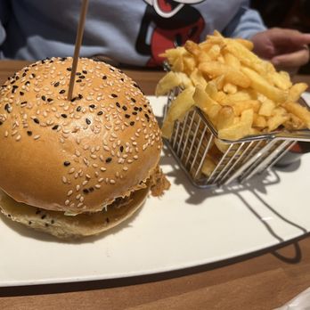 Paradiso 37 - Hawaiian Pulled Pork Sandwich - Latin American Near Me - Orlando, Florida Paradiso 37 - Hawaiian Pulled Pork Sandwich - Latin American Near Me - Orlando, Florida