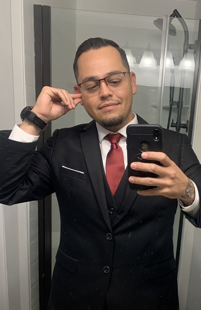 HOFFMAN ALTERATIONS 20 Photos 945 Coffee Rd, Modesto, California