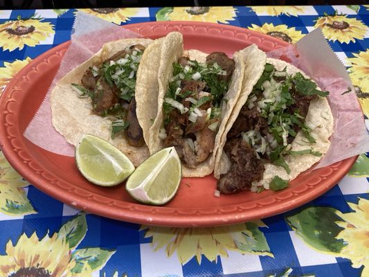 Alli Mexican cuisine by null