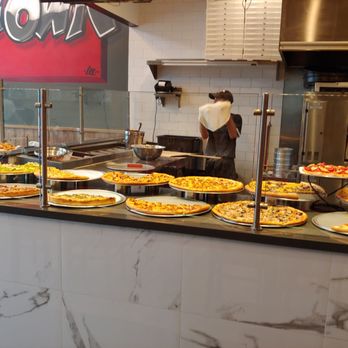 Empire Pizza - I see them kneading that dough tho - Pizza Near Me - Houston, Texas