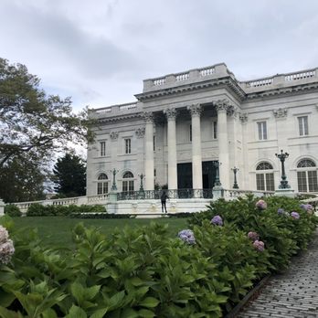 Marble House - Landmarks & Historical Buildings Near Me - Newport, Rhode Island