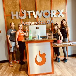 HOTWORX - Alpharetta, GA N Main St. - HOTWORX Crew @ our Sneak Peek