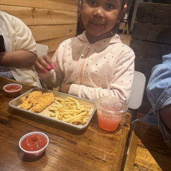 Hopdoddy Burger Bar - Kid's Chicken Tenders Meal - Burgers Near Me - Cypress, Texas Hopdoddy Burger Bar - Kid's Chicken Tenders Meal - Burgers Near Me - Cypress, Texas