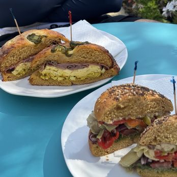 Bagelicious Café - Bagels Near Me - Ventura, California