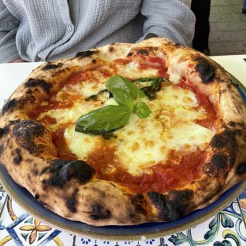 Sciue Sciue - Pizza averace - Anacapri, NA Sciue Sciue - Pizza averace - Anacapri, NA