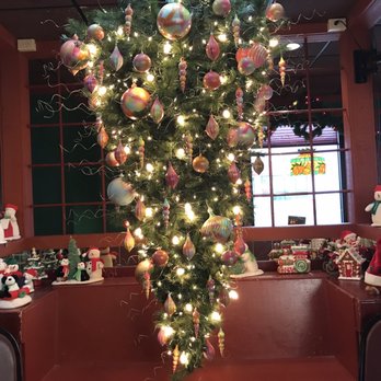 Pizza King - The famous upside-down Christmas tree - Pizza Near Me - Angola, Indiana