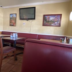 No body at restaurant!