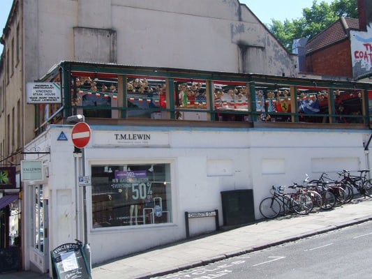 Vincenzo's Pizza House by null