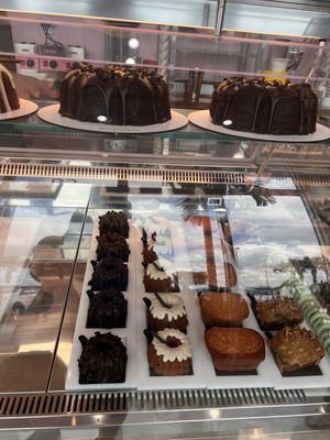 Damn Good Sweets by null