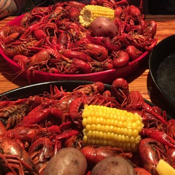 Tunk's Cypress Inn - First time for me! By far the best crawfish I've had yet in Louisiana - Seafood Near Me - Boyce, Louisiana