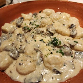 Viaggio Restaurant Chicago - Gnocchi - Italian Near Me - Chicago, Illinois Viaggio Restaurant Chicago - Gnocchi - Italian Near Me - Chicago, Illinois