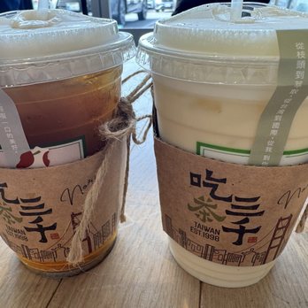 Chicha San Chen - Ding Ding Oolong Tea & High Mountain Pouchong Tea with Organic Milk. - Bubble Tea Near Me - Daly City, California Chicha San Chen - Ding Ding Oolong Tea & High Mountain Pouchong Tea with Organic Milk. - Bubble Tea Near Me - Daly City, California
