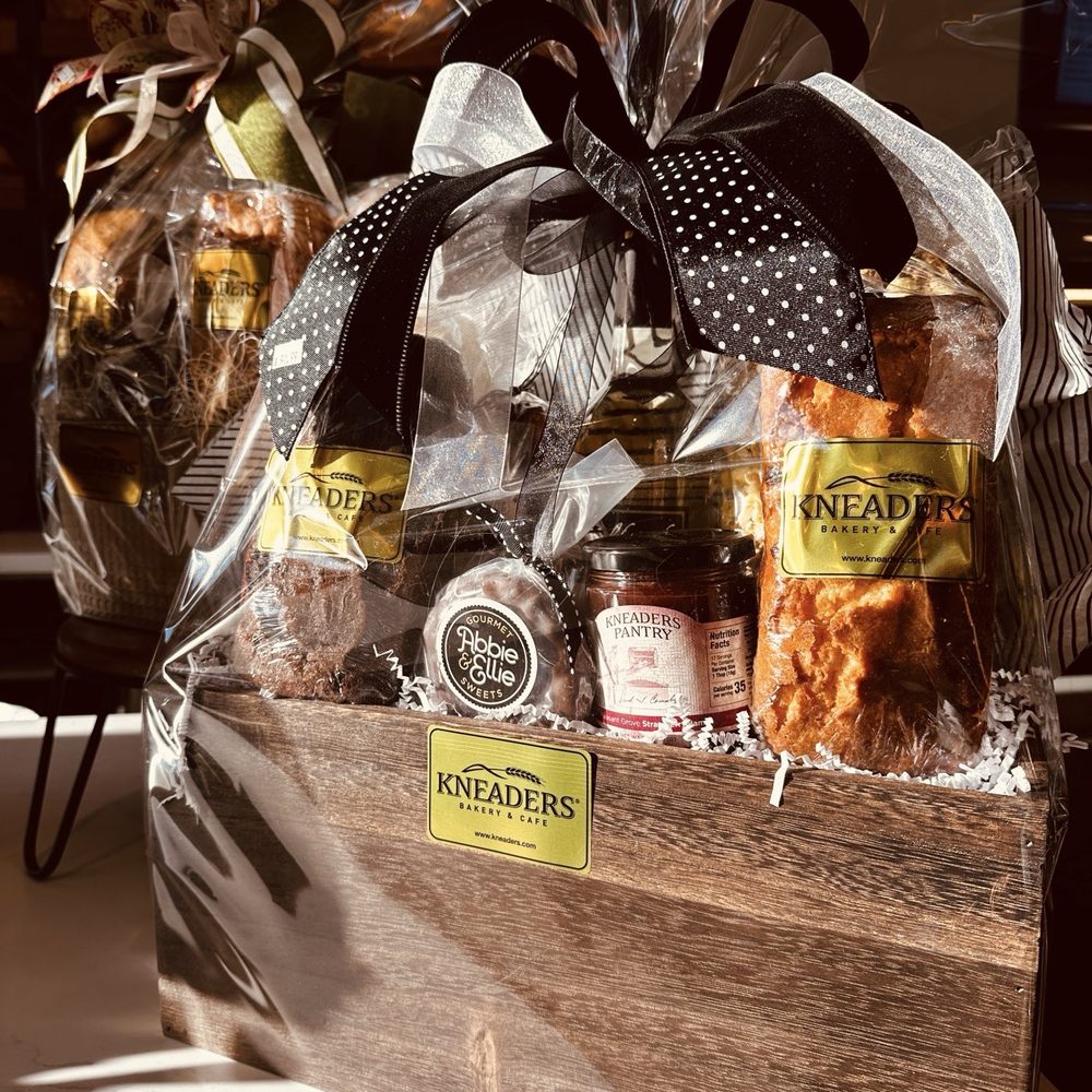 Kneaders Bakery & Cafe - Cafes Near Me - Pleasant Grove, Utah