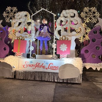 Snowflake Lane - Festivals Near Me - Bellevue, Washington Snowflake Lane - Festivals Near Me - Bellevue, Washington