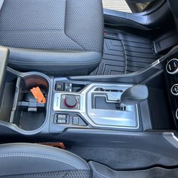 Cleaning Auto Detail Services