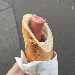 Würstelstand Leo - Yummy hot dog