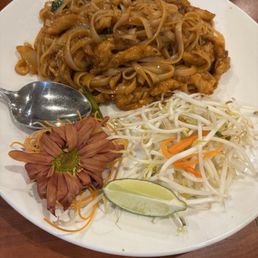Chicken pad Thai Chicken pad Thai
