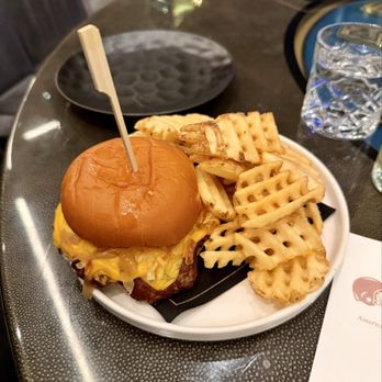 Aqua - Smash Burger (Super Bowl menu) - Seafood Near Me - Las Vegas, Nevada